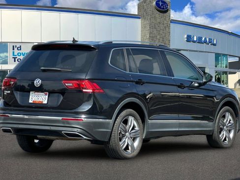 Used 2020 Volkswagen Tiguan SEL image 2