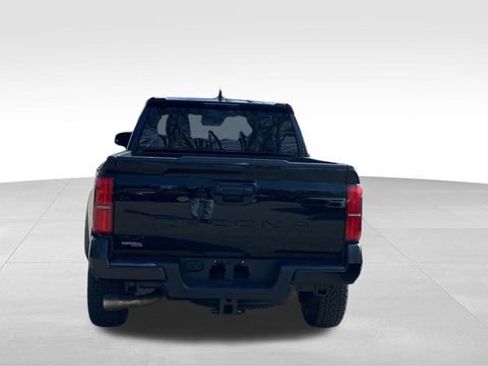 Used 2025 Toyota Tacoma TRD Off-Road image 7