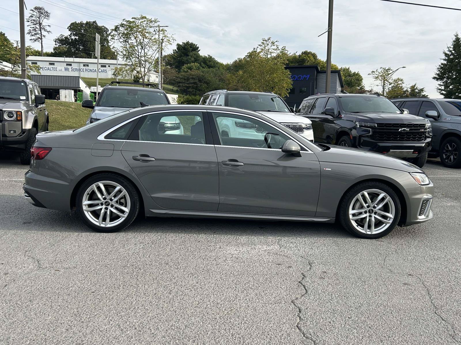 Used 2024 Audi A4 2.0T Premium Plus AWD/4WD image 8