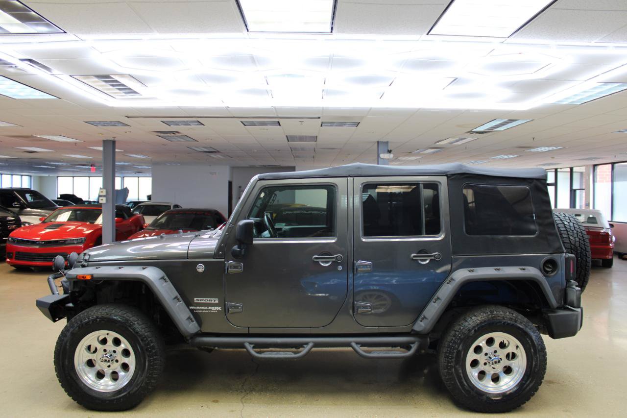Used 2018 Jeep Wrangler Unlimited Sport S AWD/4WD image 18