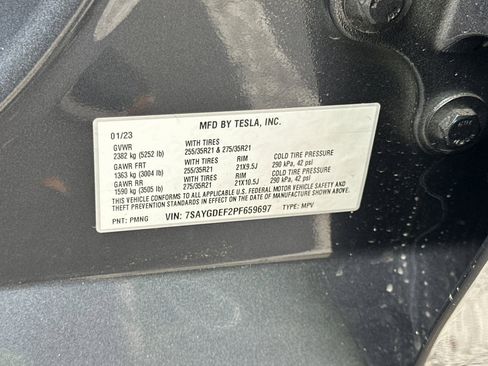Used 2023 Tesla Model Y Performance image 23