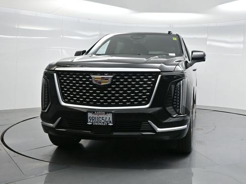 Used 2025 Cadillac Escalade ESV Premium Luxury image 55