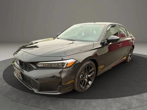 Used 2025 Honda Civic Sport image 1