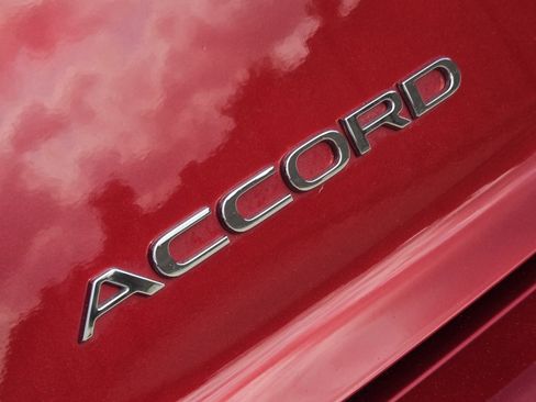 Used 2025 Honda Accord SE image 31