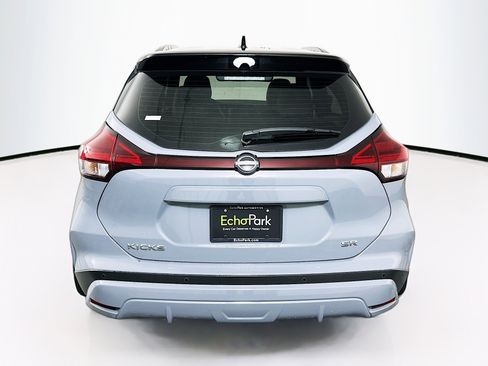 Used 2024 Nissan Kicks SR w/ SR Premium Package image 7