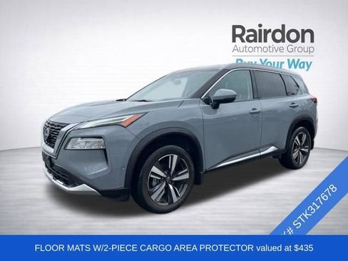 Used 2023 Nissan Rogue Platinum w/ Platinum Premium Package image 3