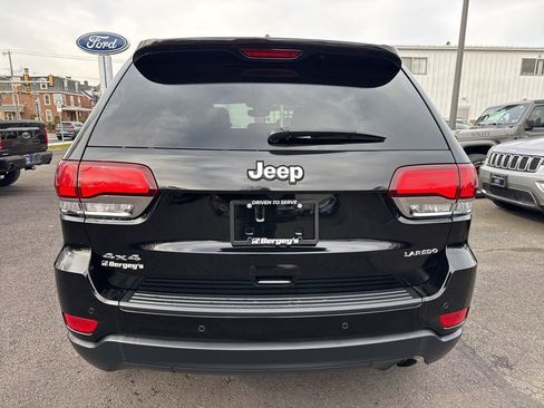 Used 2022 Jeep Grand Cherokee Laredo X image 6