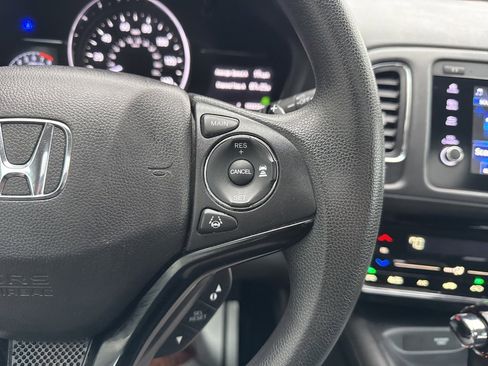 Used 2022 Honda HR-V EX image 19