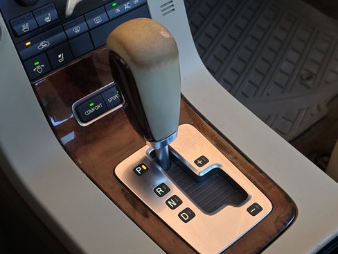 Used 2007 Volvo S80 3.2 image 21