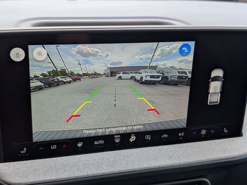 New 2026 Ford Maverick XLT w/ XLT Luxury Package FWD image 17