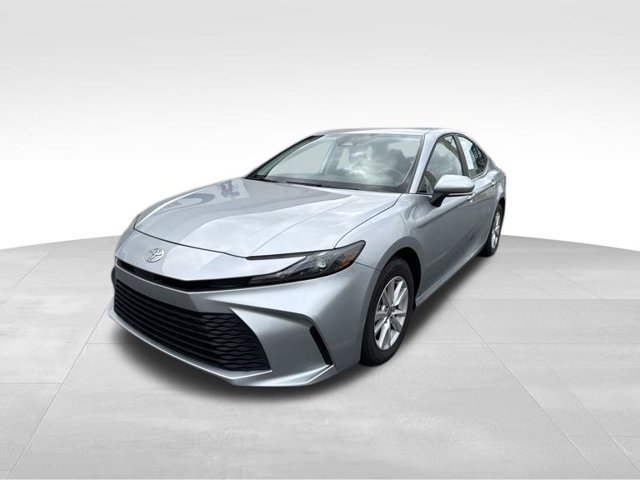 Used 2025 Toyota Camry LE w/ Convenience Package AWD/4WD image 4