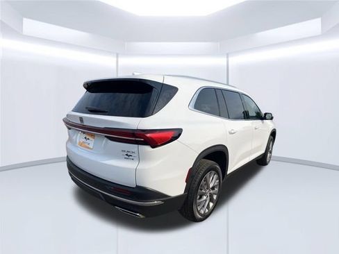 Used 2026 Buick Enclave Preferred AWD/4WD image 8