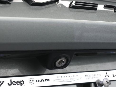 Used 2023 Chevrolet Corvette Stingray Convertible w/ 1LT image 34