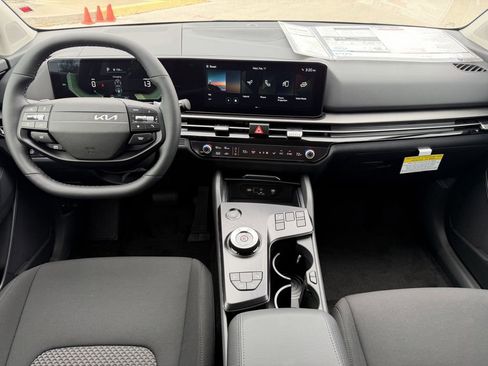 New 2026 Kia Sportage S image 14