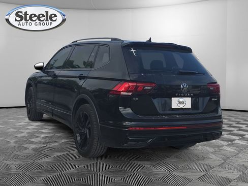 Used 2024 Volkswagen Tiguan SE R-Line FWD image 3