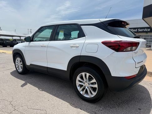 Used 2023 Chevrolet TrailBlazer LS FWD image 6
