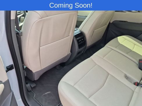 Used 2024 Cadillac XT5 Premium Luxury w/ LPO, Floor Liner Package AWD/4WD image 18