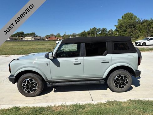 Used 2023 Ford Bronco Outer Banks AWD/4WD image 8