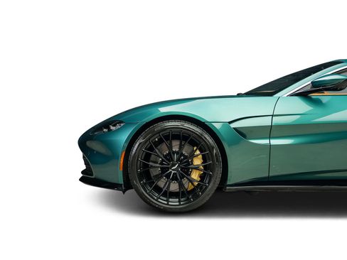 Used 2023 Aston Martin V8 Vantage Roadster RWD image 19