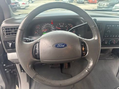 Used 2004 Ford F350 Lariat image 24