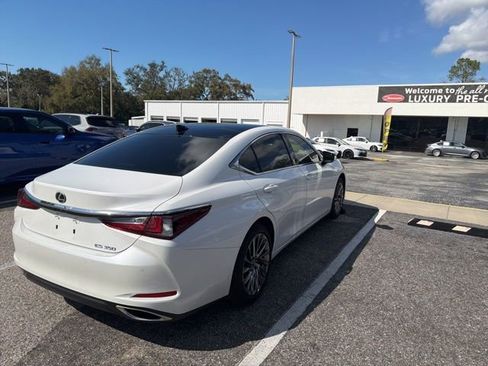Used 2025 Lexus ES 350 Ultra Luxury w/ Accessory Package (Z2) image 18