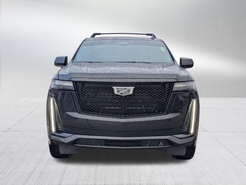 Used 2024 Cadillac Escalade Sport Platinum w/ LPO, ONYX Package image 9