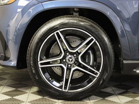 Certified 2026 Mercedes-Benz GLS 450 4MATIC image 36