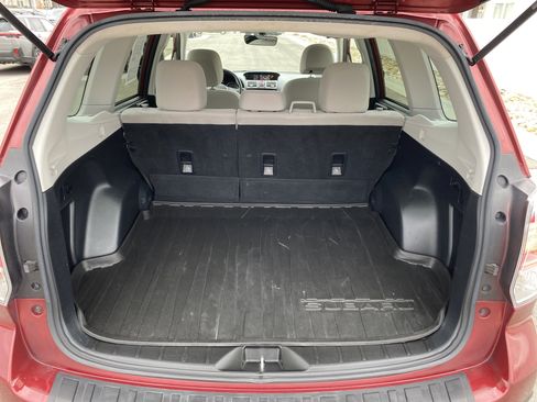 Used 2017 Subaru Forester 2.5i Premium w/ All-Weather Package image 34