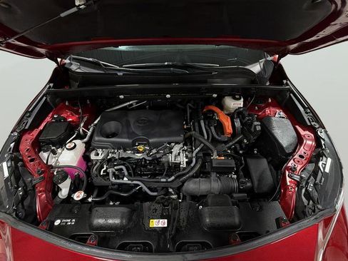 Used 2022 Toyota Venza XLE image 35