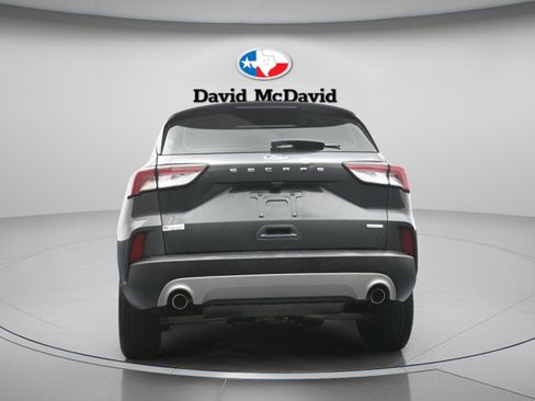 Used 2020 Ford Escape S image 31