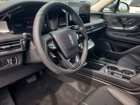 Certified 2024 Lincoln Corsair AWD w/ Equipment Group 101A image 12