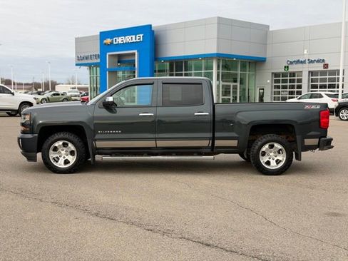 Used 2017 Chevrolet Silverado 1500 LT w/ All Star Edition AWD/4WD image 8
