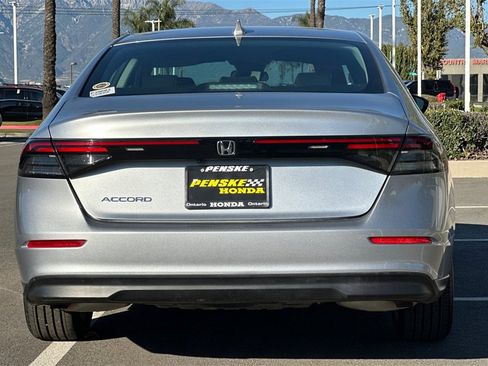 Certified 2025 Honda Accord LX image 5