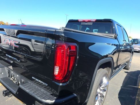 Used 2022 GMC Sierra 1500 Denali w/ Denali Reserve Package image 7