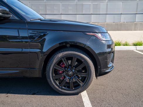 Used 2021 Land Rover Range Rover Sport HST AWD/4WD image 9
