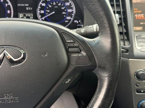 Used 2011 INFINITI G37 x Sedan w/ Premium Pkg image 23