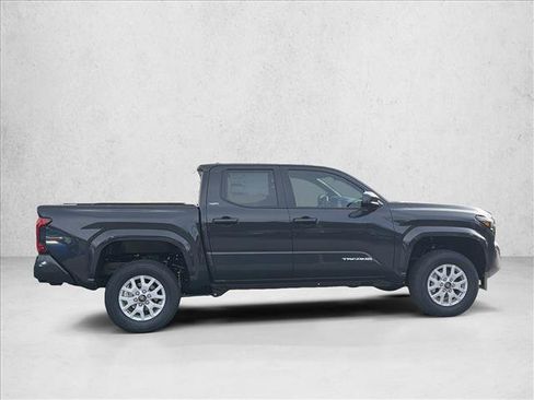 New 2025 Toyota Tacoma SR5 image 4
