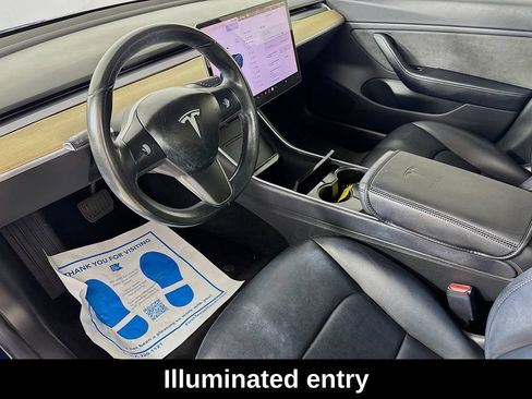 Used 2018 Tesla Model 3 Long Range RWD image 10
