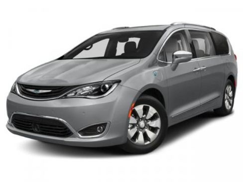 Used 2018 Chrysler Pacifica Touring Plus image 4