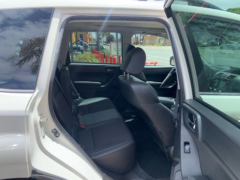 Used 2018 Subaru Forester 2.0XT Premium AWD/4WD image 9