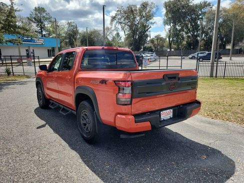 Used 2025 Nissan Frontier PRO-4X image 3