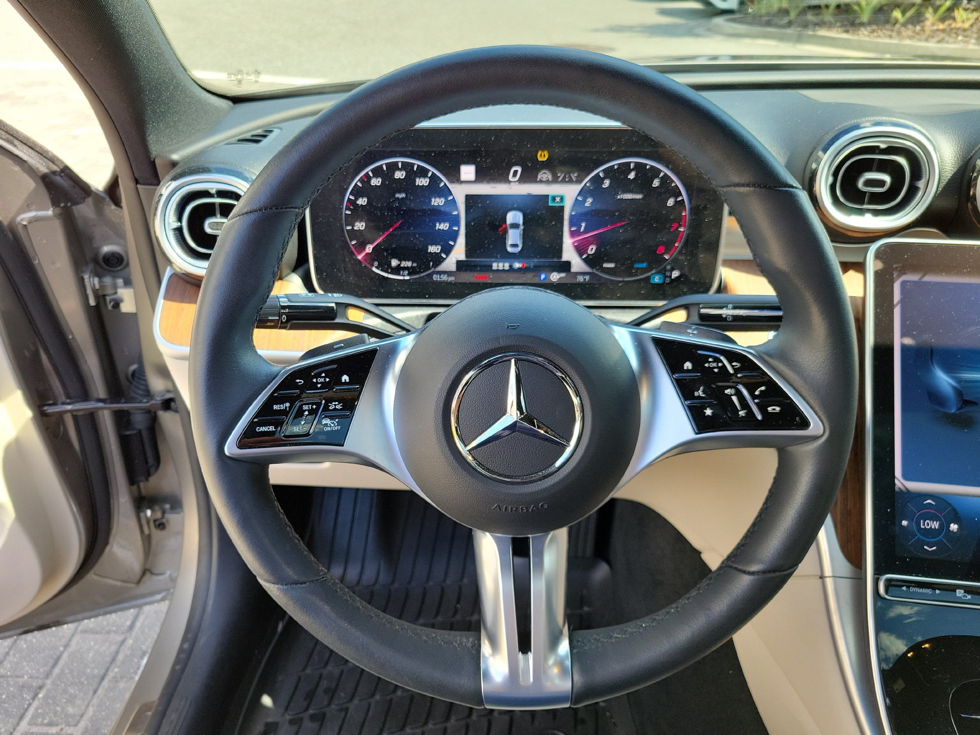 Used 2023 Mercedes-Benz C 300 Sedan image 26