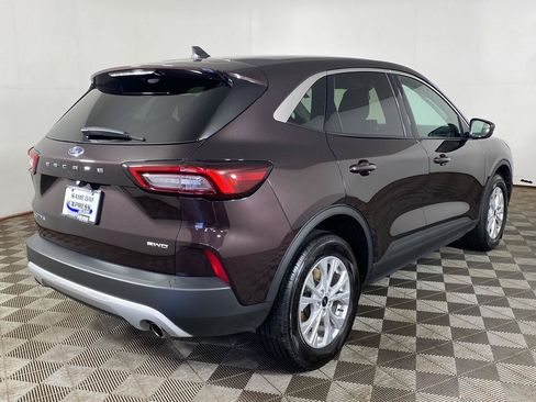 Used 2023 Ford Escape Active AWD/4WD image 24