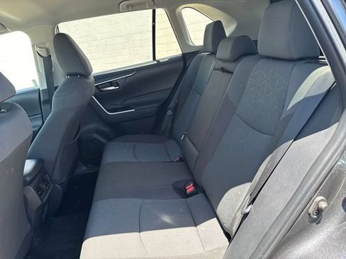 Used 2025 Toyota RAV4 XLE AWD/4WD image 30