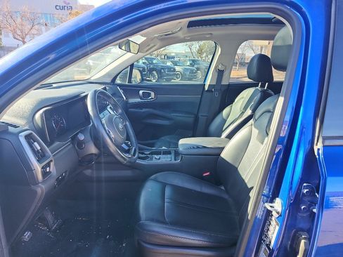 Used 2021 Kia Sorento S w/ Panoramic Sunroof Package image 13