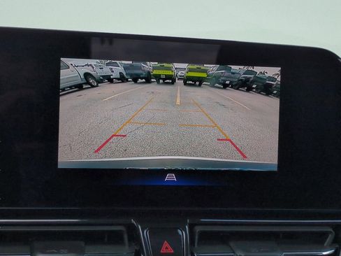 Used 2025 Chevrolet TrailBlazer LT AWD/4WD image 17