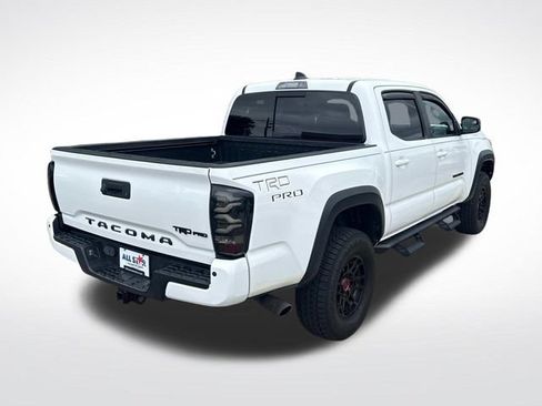 Used 2022 Toyota Tacoma TRD Pro AWD/4WD image 10