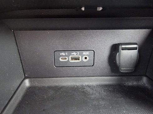 Used 2020 Nissan Sentra SV image 6