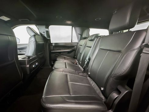 Used 2021 Ford Expedition XLT image 26