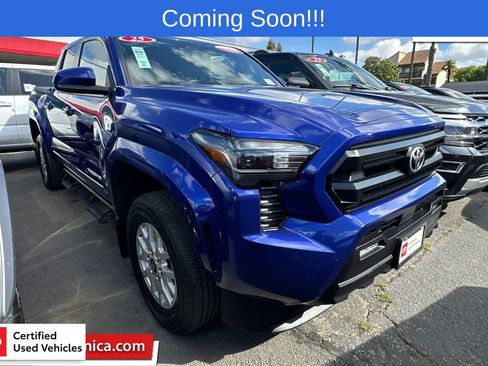 Certified 2025 Toyota Tacoma SR5 RWD image 1